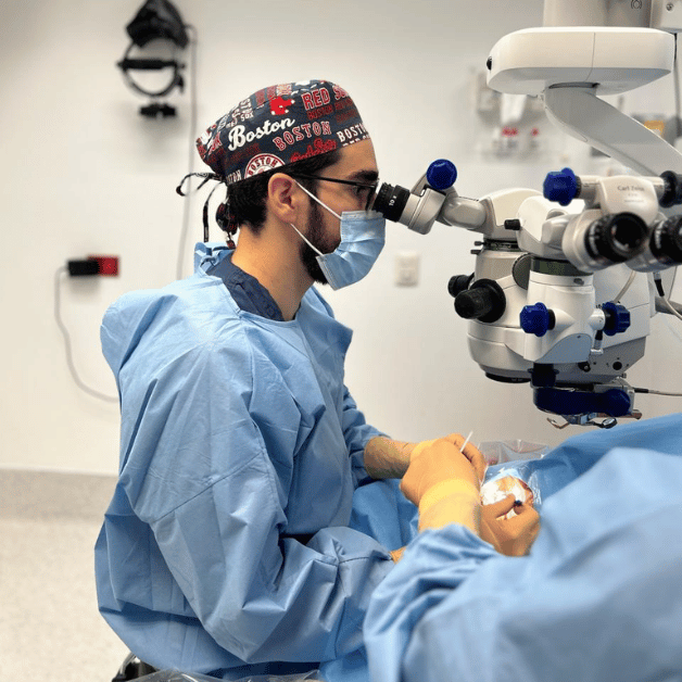 Retinologo Monterrey | Khroma Especialistas en Vision