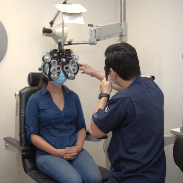 Oftalmologo Especialista | Khroma Especialistas en Vision